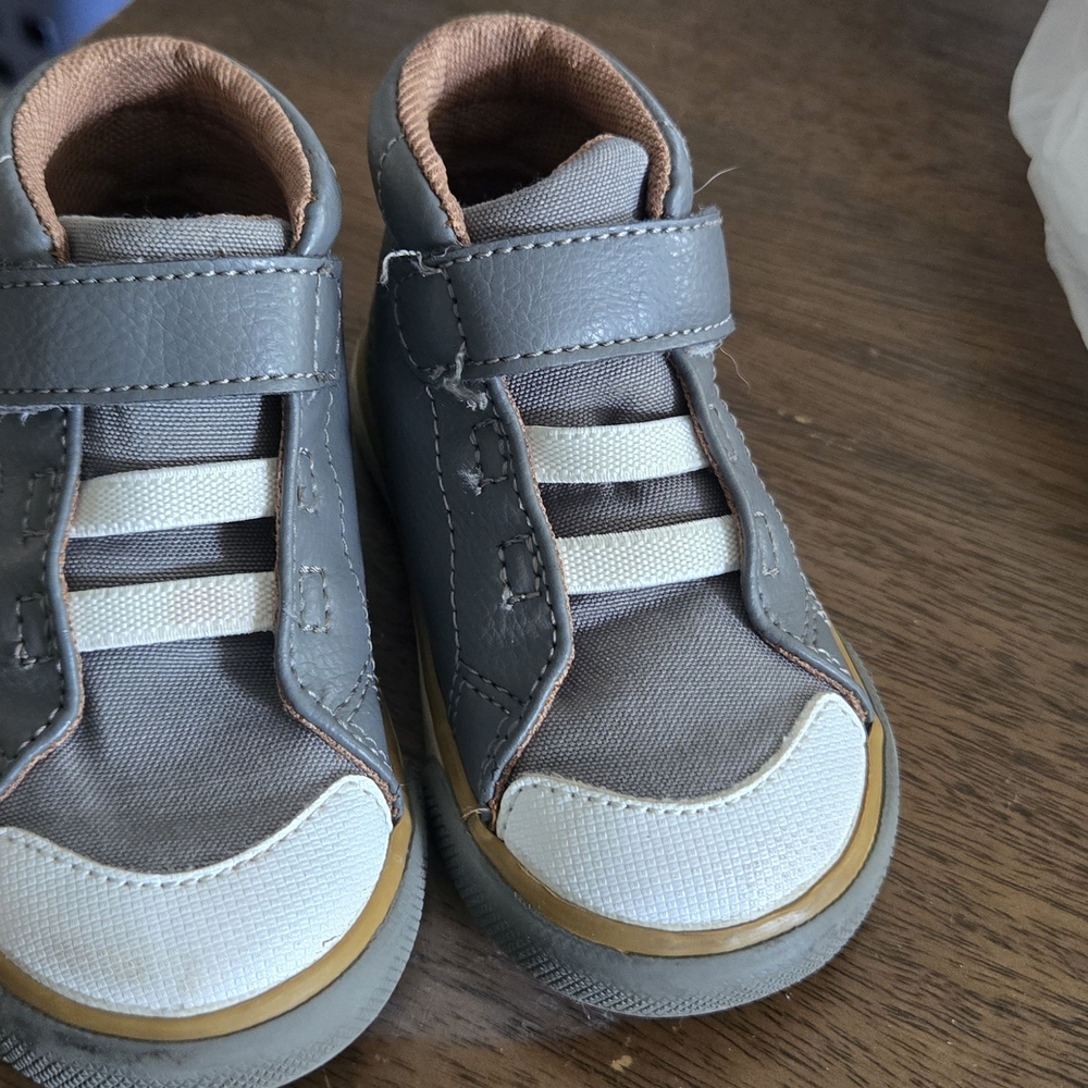 See Kai Run Gray and White High-Top Sneakers